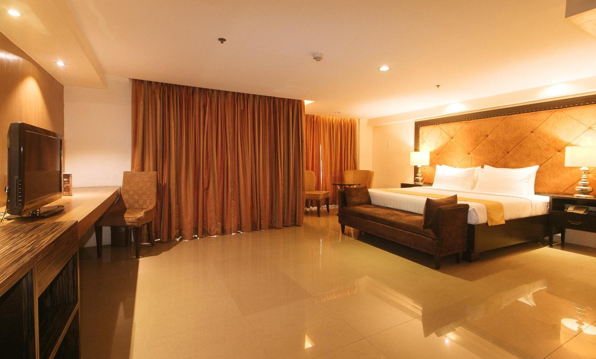 Torre Venezia Suites Quezon City Zewnętrze zdjęcie