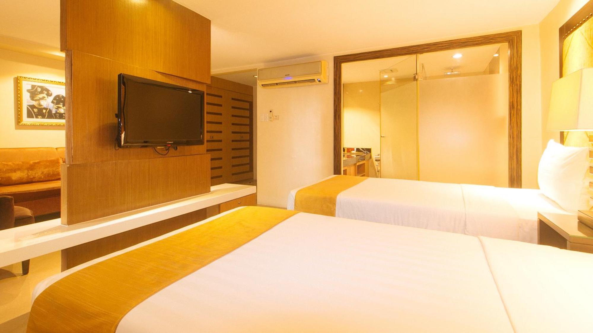 Torre Venezia Suites Quezon City Zewnętrze zdjęcie