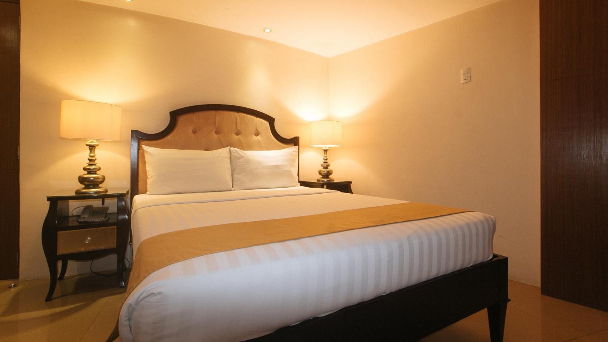 Torre Venezia Suites Quezon City Zewnętrze zdjęcie