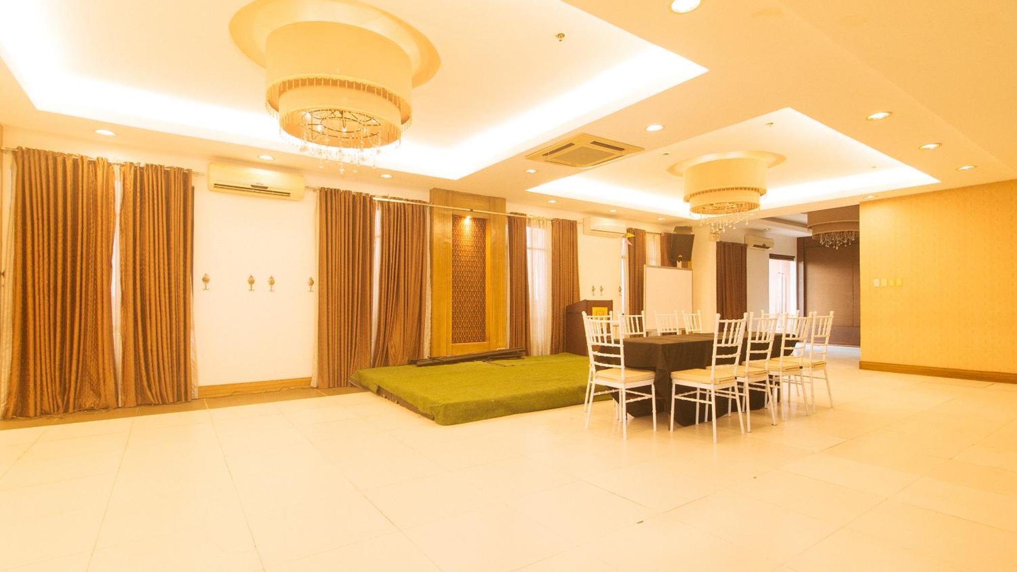 Torre Venezia Suites Quezon City Zewnętrze zdjęcie