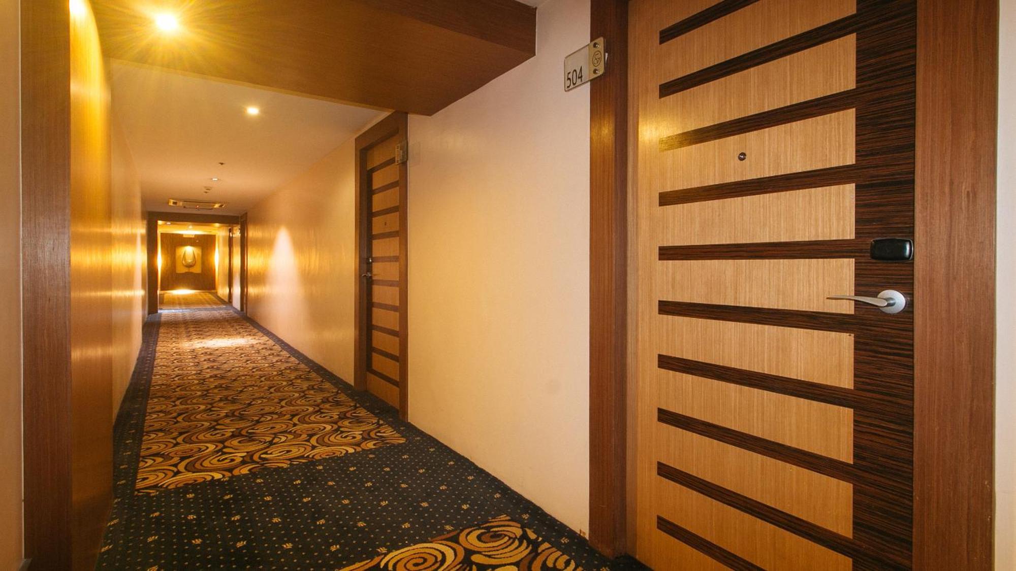 Torre Venezia Suites Quezon City Zewnętrze zdjęcie