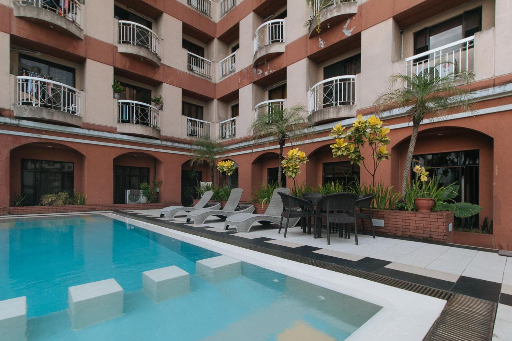 Torre Venezia Suites Quezon City Zewnętrze zdjęcie